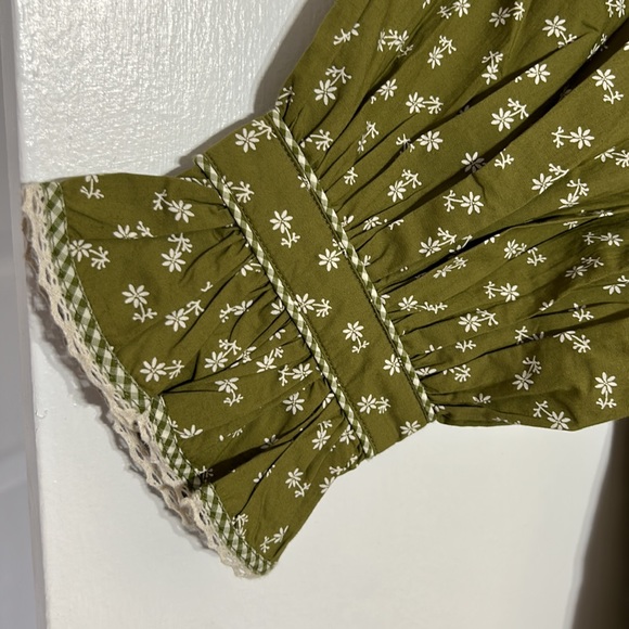 Sold - Picture 5 of 12